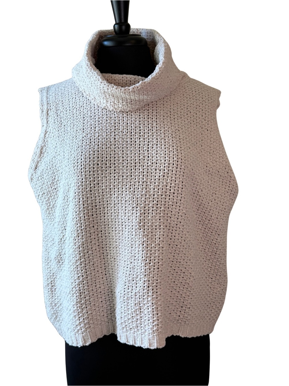 URBAN DAIZY Sleeveless Turtleneck Knit Sweater Size Large Cream